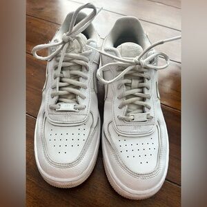 Nike air force 1 shadow triple white